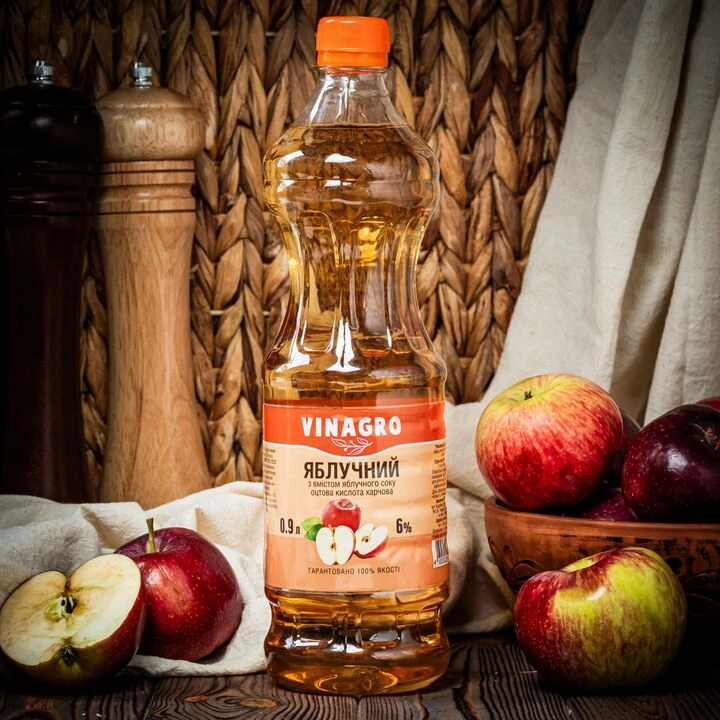 Оцтова кислота Vinagro харчова 6% з вмістом яблучного соку 900мл - 100shop - 1